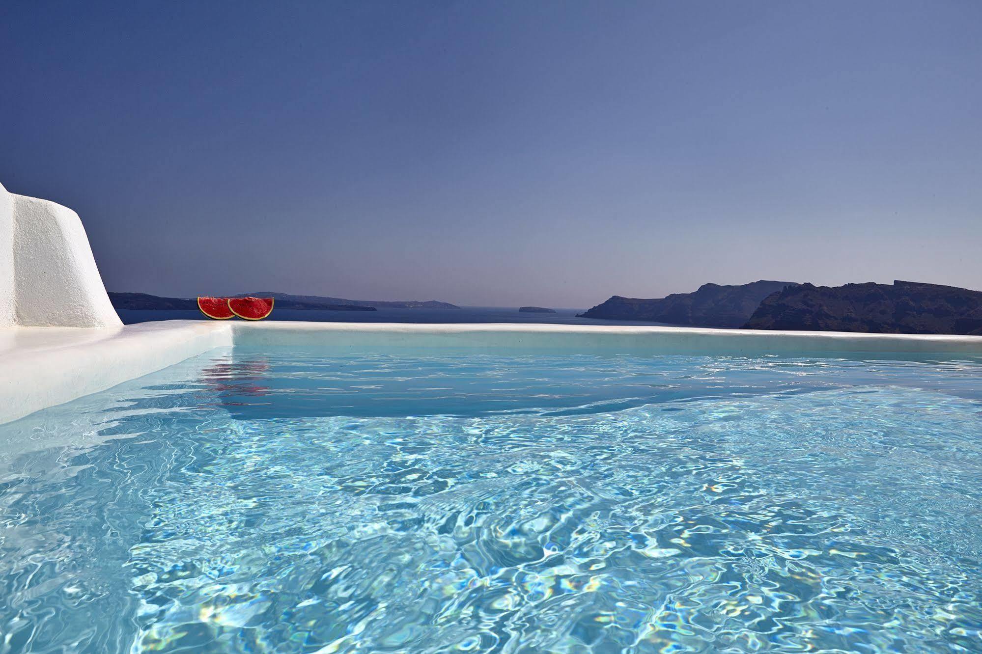 Liakada Oia Suites Exterior foto